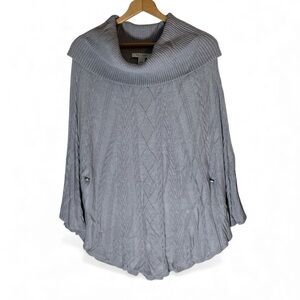 V3- White House Black Market Light Gray Poncho Sweater